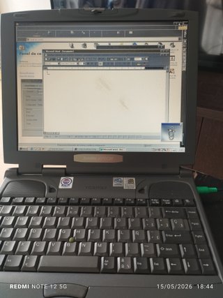 Toshiba Satellite 4070CDT. Vintage. PII (1999)