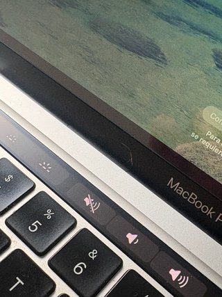 MacBook Pro 13” 2020 Plata