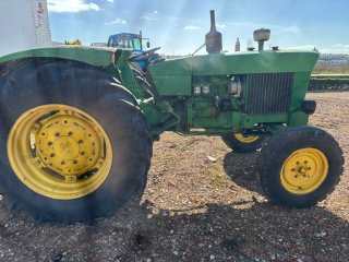 Tractor John Deere 1520 ST