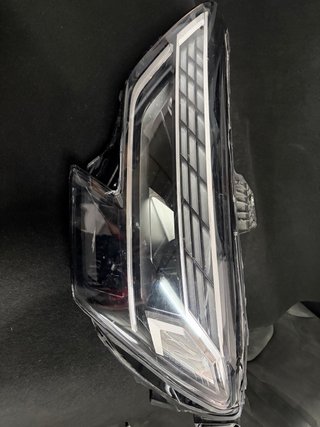 Faro Izquierdo Audi A3 8Y LED