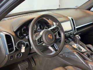 Porsche Cayenne S E-hybrid