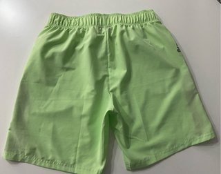 Pantalón corto deportivo chico