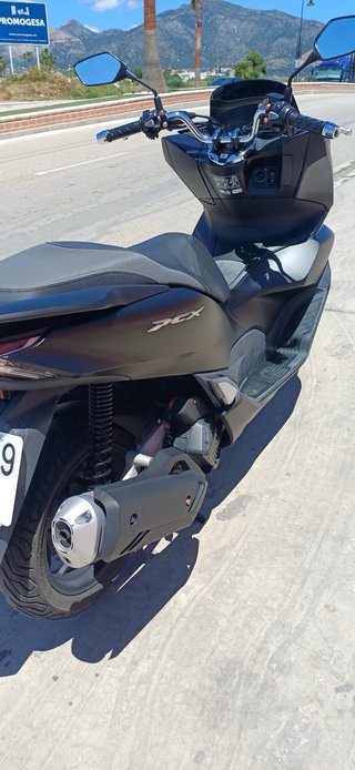 Honda PCX 125 Negra , como nueva