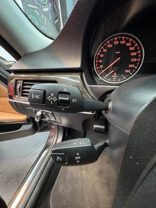 BMW Serie 3 318d Sport