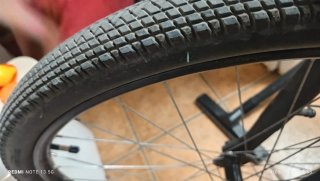 Bicicleta Eléctrica Blanca con muy poco uso