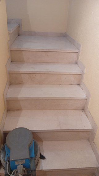 Abrillantar suelos