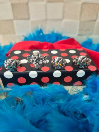 4 Anillos metálicos Góticos
