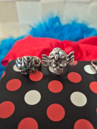 4 Anillos metálicos Góticos