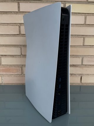 Pack Consola PS5 Blu-Ray + Mando y 2 Juegos