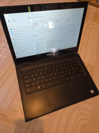 Dell Latitude 3390 2-en-1 Táctil i5-8250U 8/240GB