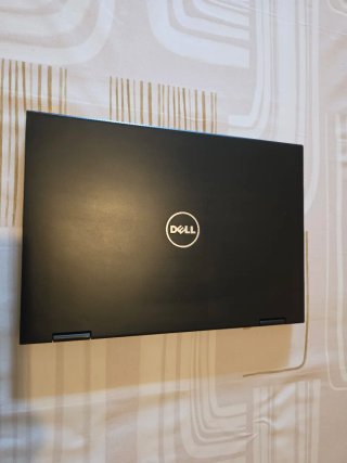 Dell Latitude 3390 2-en-1 Táctil i5-8250U 8/240GB
