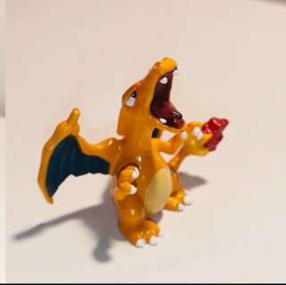 Action figure Pokémon Charizard Tomy Moncolle