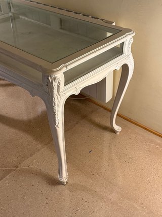 Mesa antigua madera cristal