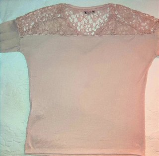 Camiseta Yessica C&A rosa S encaje