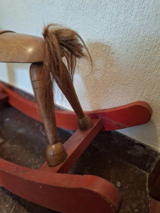 Caballito de madera