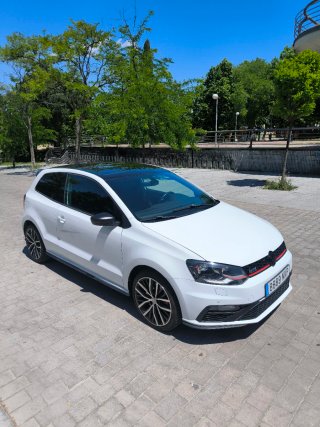 Volkswagen Polo 2015
