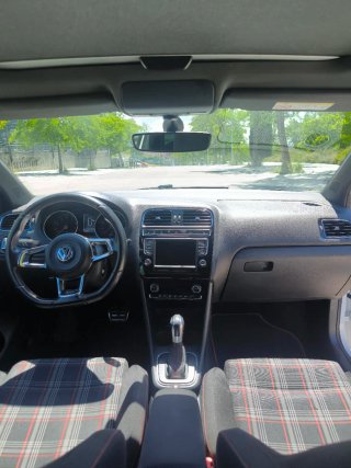 Volkswagen Polo 2015
