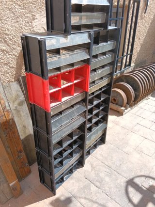Soporte Organizador Gavetas Negro/Rojo