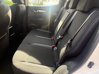 Por 200€ mes QASHQAI DIGT 103 kW 140 CV E6D ACENTA