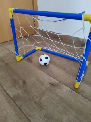 Portería y pelota fútbol infantil nuevo a estrenar