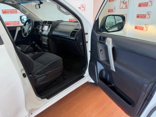 Toyota Land Cruiser 150 2021