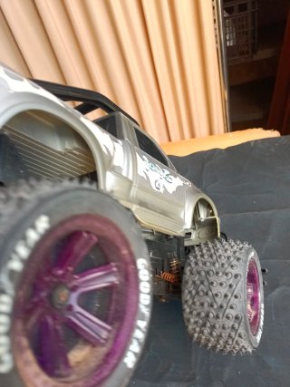 Coche teledirigido Ford XLT 4x4 LEER ANUNCIO