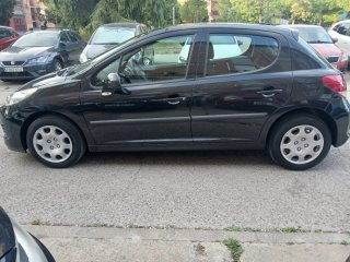 Peugeot 207 2010