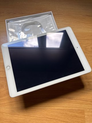 iPad 5 128GB Wi-Fi Blanco Perfecto estado Con fund