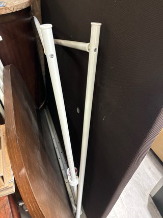 2 burras IKEA RIGGA perchero blanco