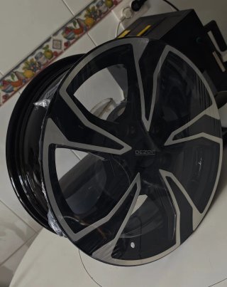 2 Llantas Dezent 16" Negro+ Pulido Nuevas