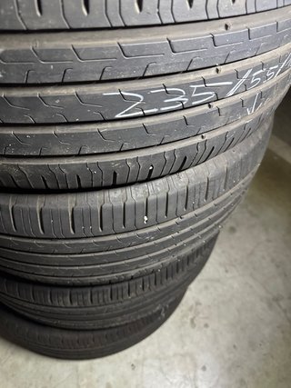 4 Neumáticos Continental 235 55 R18