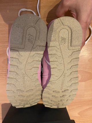 Zapatillas New Balance Rosa y Gris