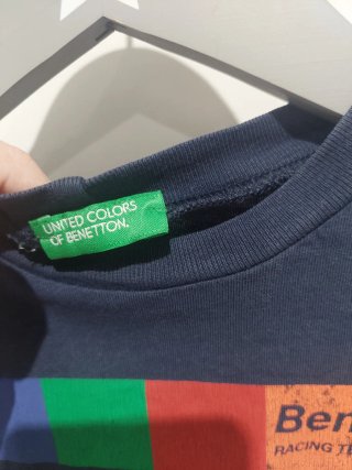 T-shirt Benetton azul com logo