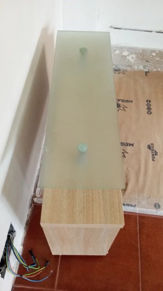 Mueble de entrada con espejo