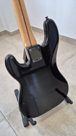 BAJO FENDER JAZZ BASS SPECIAL MADE IN JAPAN