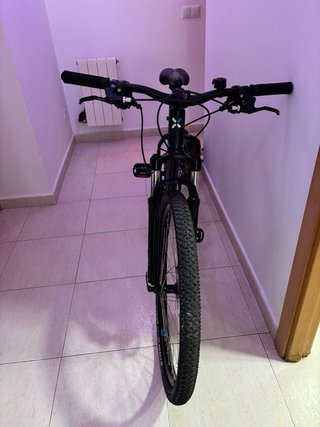 Bicicleta Montaña B'TWIN 27.5 Casi Nueva