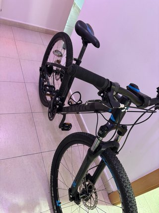 Bicicleta Montaña B'TWIN 27.5 Casi Nueva