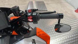 KTM 1290 Super Duke R - 2022 - 4.900 km