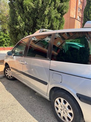 Peugeot 807 2004