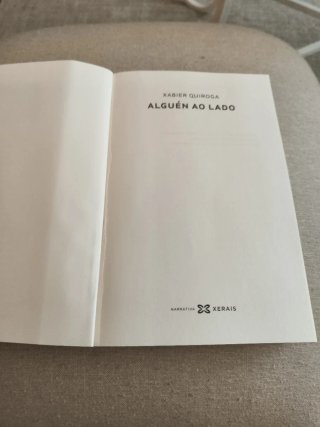 Alguén ao lado