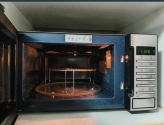 Horno Electrolux y Microondas Samsung (Errenteria)