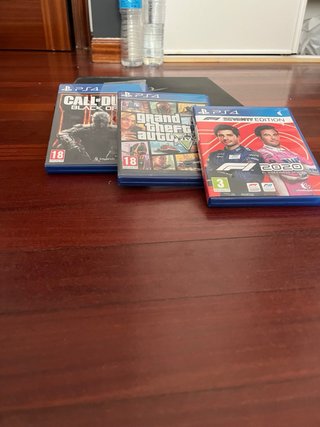 Playstation 4 Pro (PS4 Pro) Negra con 3 juegos