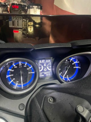 Yamaha TMAX Negra