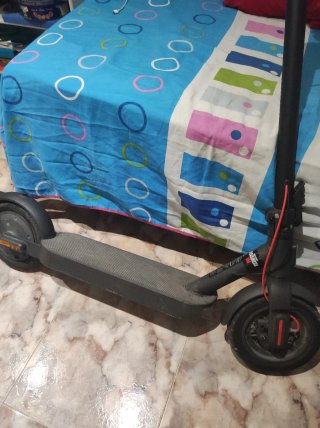 Patinete Eléctrico Negro