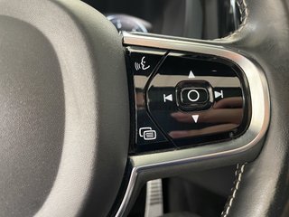 XC60 2.0 B4 D AWD R-Design Auto