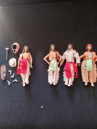 Madelman indio con accesorios