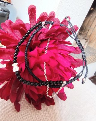Pulsera Tous Onix, macramé y Plata