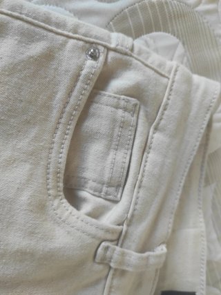 Pantalón campana Vero Moda beige