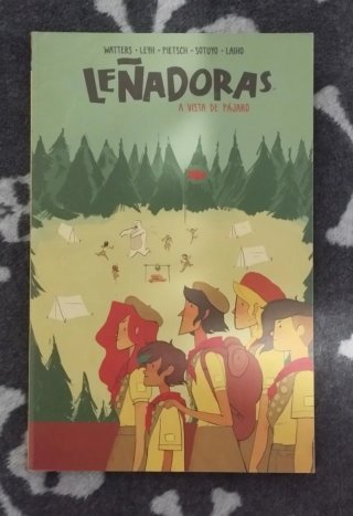 Leñadoras. A vista de pájaro / Lumberjanes. A B...