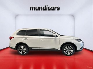Mitsubishi Outlander 2.0 MIVEC Motion 2WD